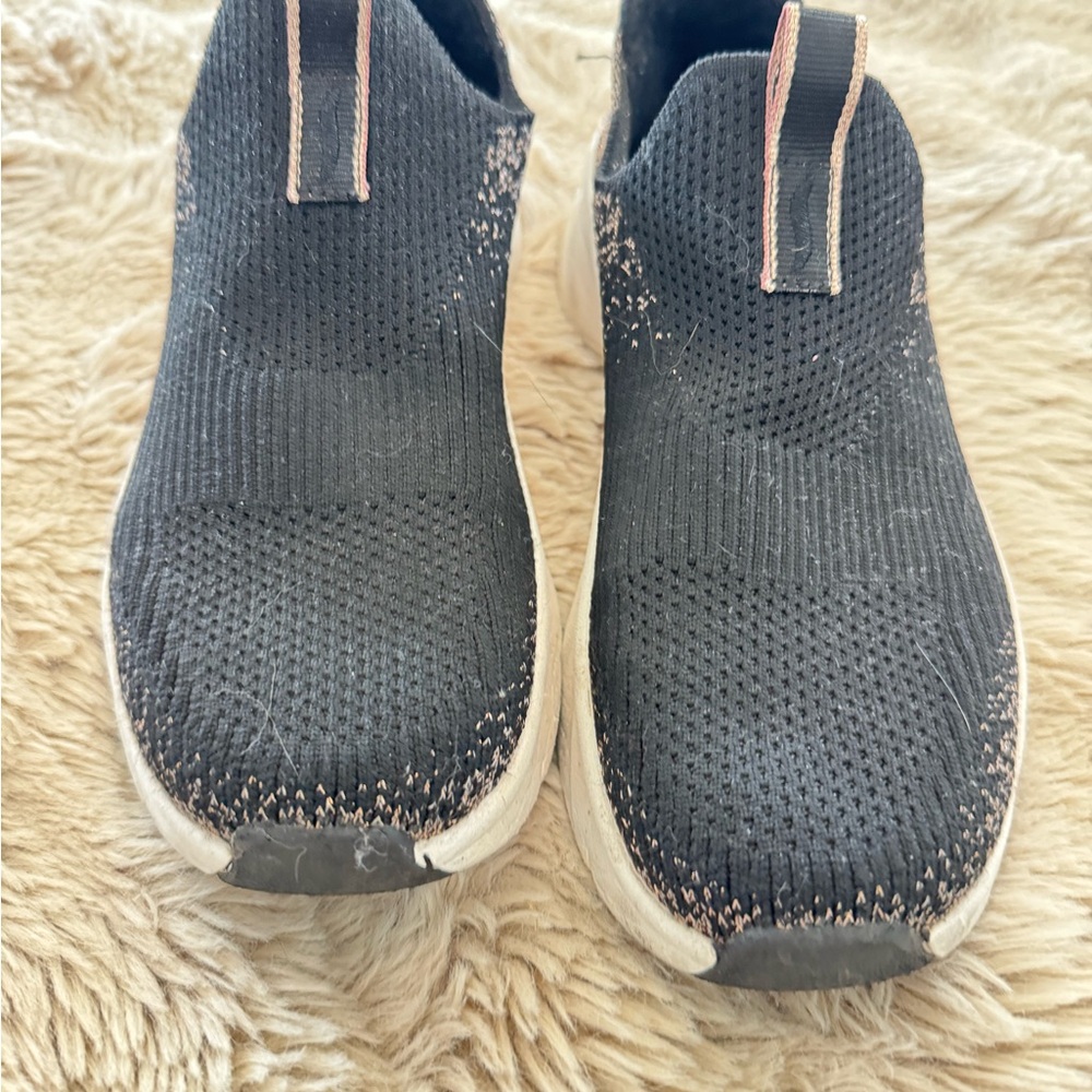 Sketchers black & rose gold Women 7 
Like New
